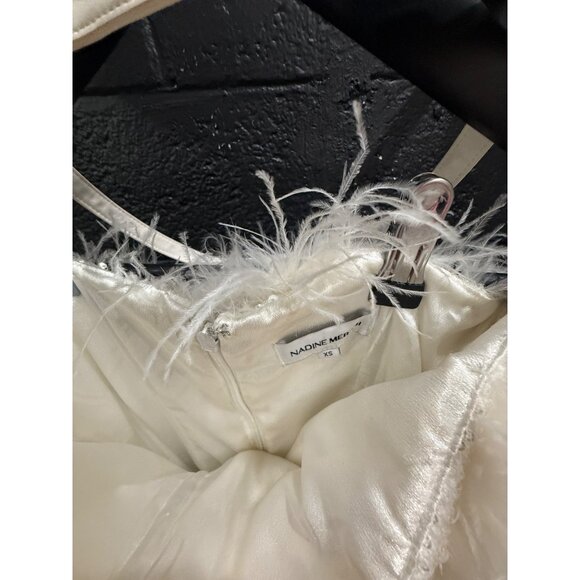 Nadine Merabi White Feather Beaded Sequin - Picture 8 of 9